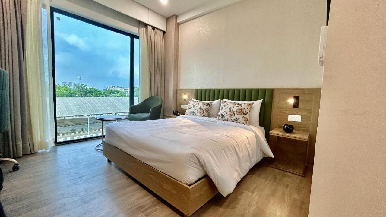 Hotel Limon & Banquet Sector 29, Γκουργκάον Εξωτερικό φωτογραφία