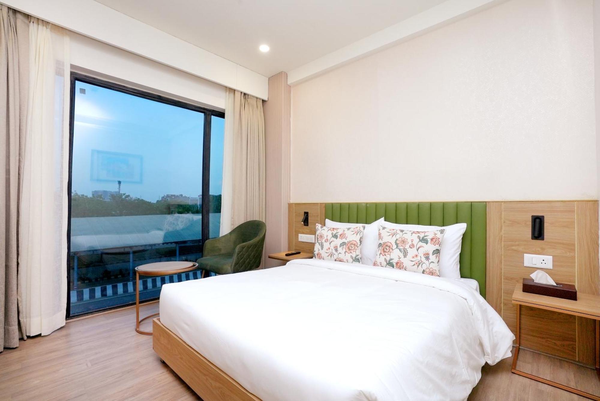 Hotel Limon & Banquet Sector 29, Γκουργκάον Εξωτερικό φωτογραφία