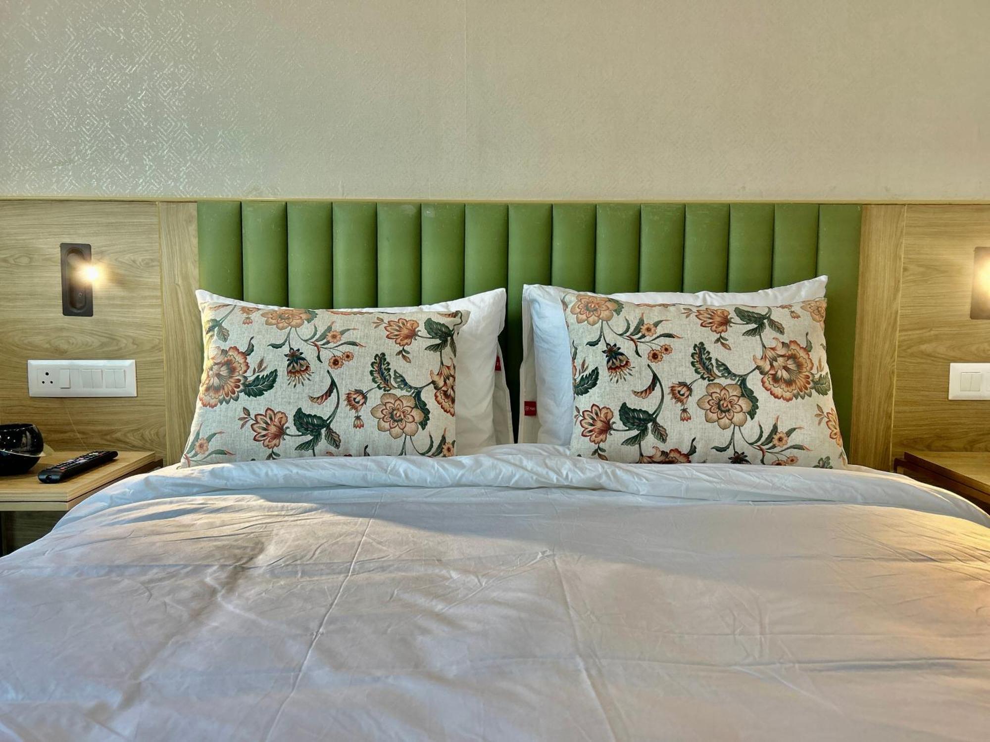 Hotel Limon & Banquet Sector 29, Γκουργκάον Εξωτερικό φωτογραφία