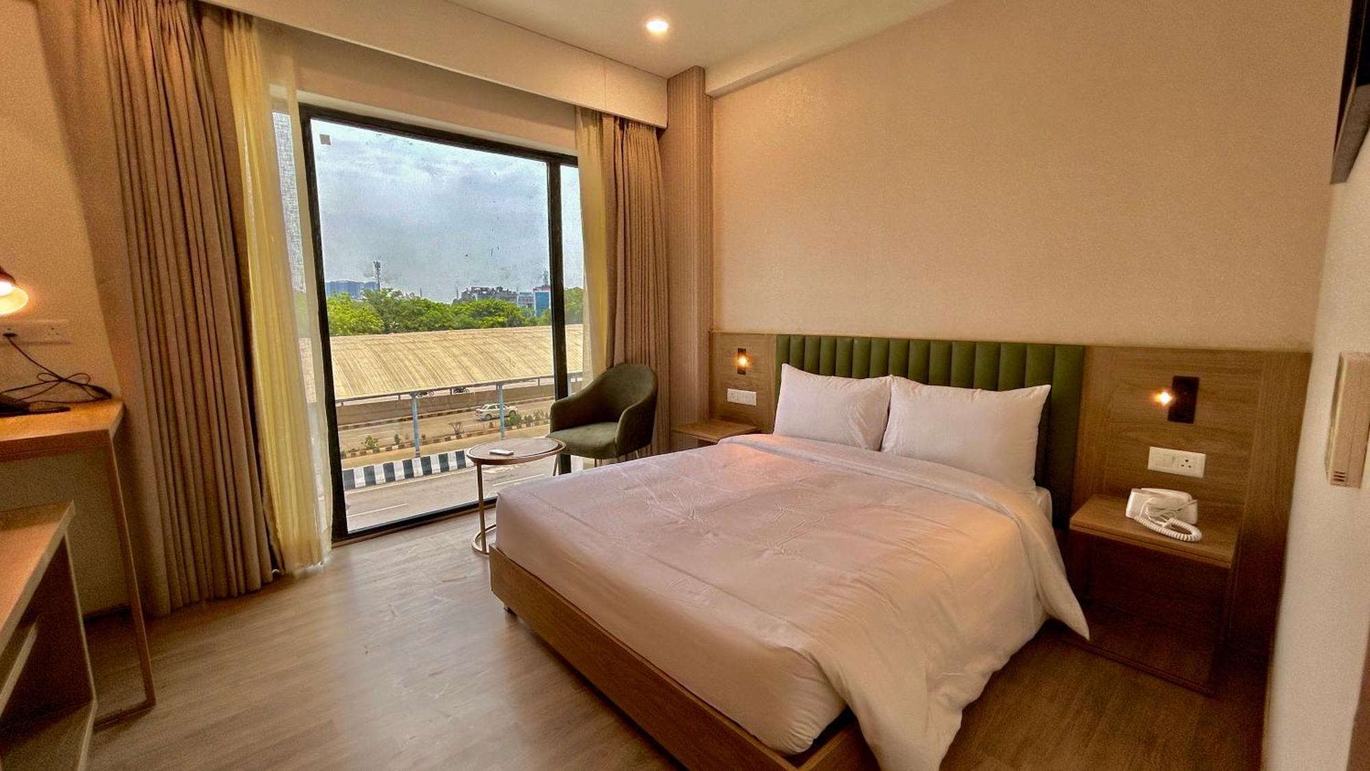 Hotel Limon & Banquet Sector 29, Γκουργκάον Εξωτερικό φωτογραφία