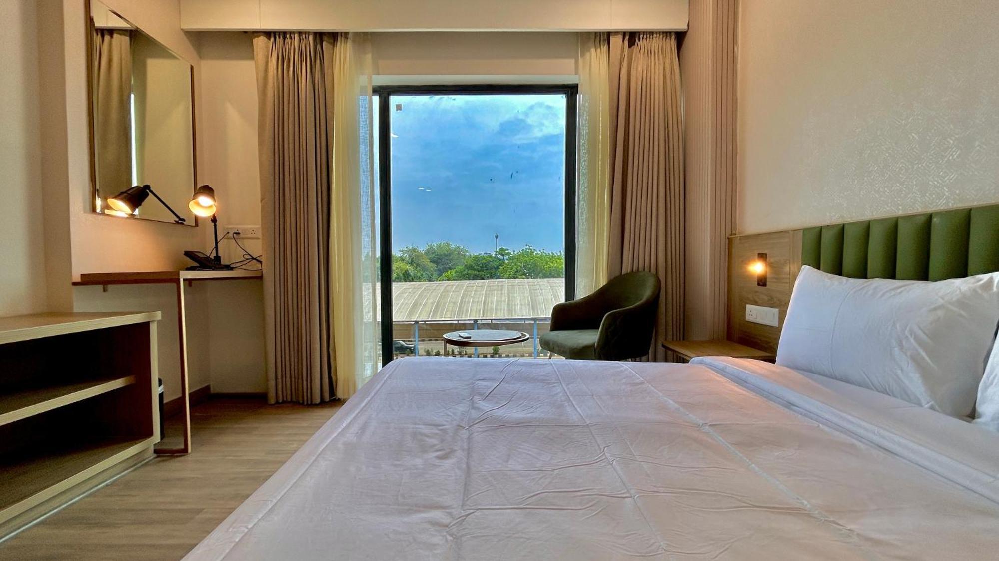 Hotel Limon & Banquet Sector 29, Γκουργκάον Εξωτερικό φωτογραφία